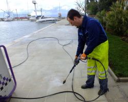 MALINSKA 24.4.2012 (231).JPG